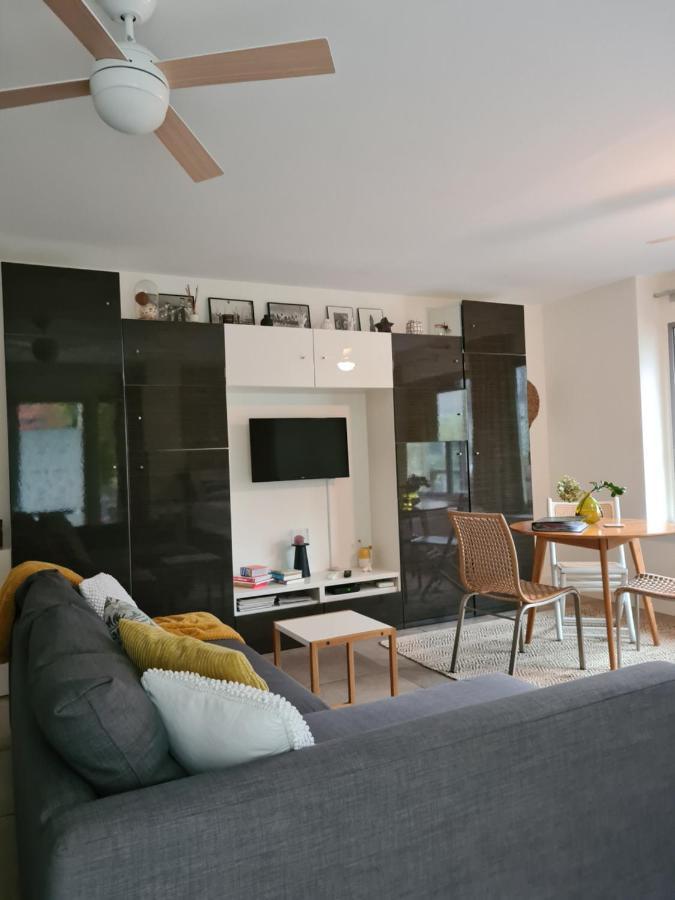 أمستردام Great Canal Studio - Water View & Free Parking المظهر الخارجي الصورة