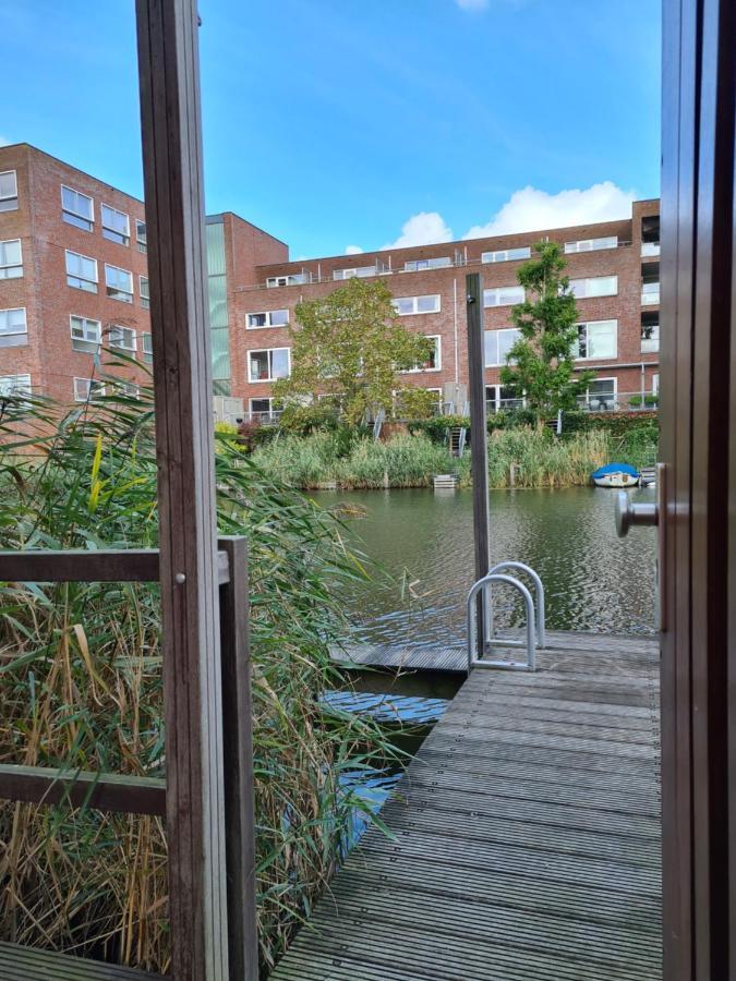 أمستردام Great Canal Studio - Water View & Free Parking المظهر الخارجي الصورة